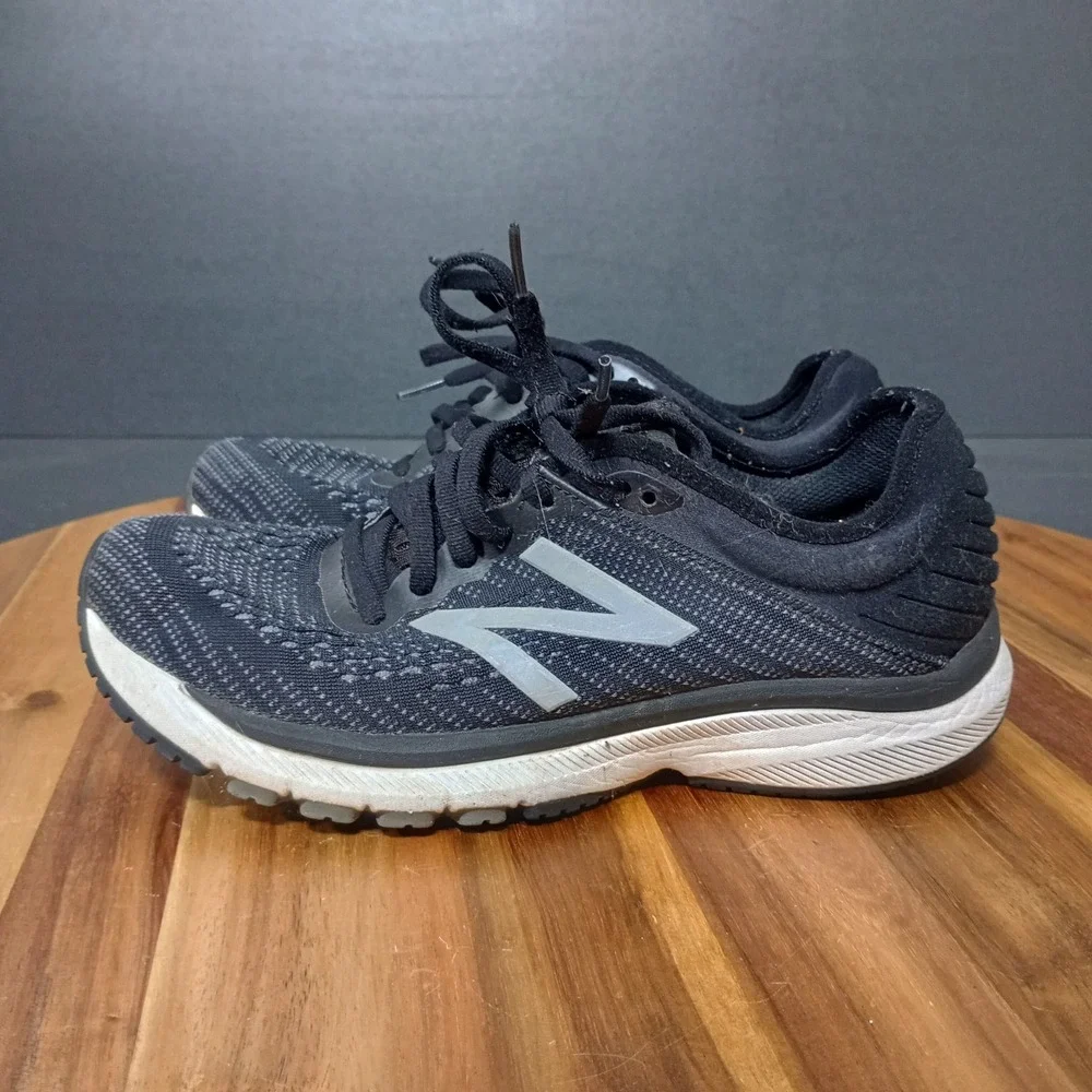 New Balance Fresh Foam X 860v10 Shoes‎ Womens 7 Black White Jogging Trainer